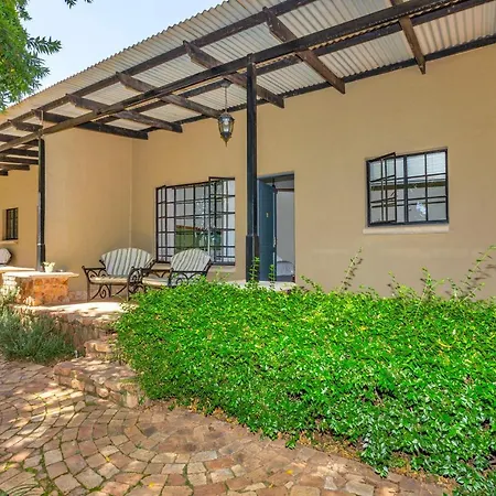 Teak Place Guest Rooms Krugersdorp Exterior photo