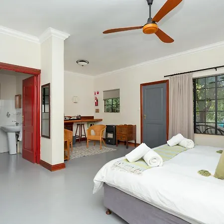 Teak Place Guest Rooms Krugersdorp Exterior photo