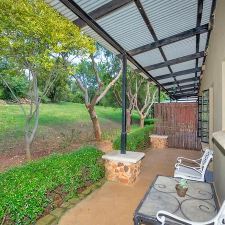 Teak Place Guest Rooms Krugersdorp Exterior photo